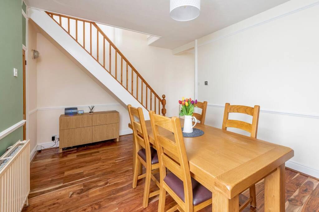 Spacious House - 2 Double Rooms - Street Parking - Garden Bath Exterior foto